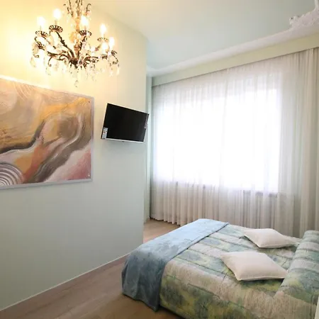 Ad Astra Bed & Breakfast 4*