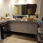 Ad Astra Bed & Breakfast 4*