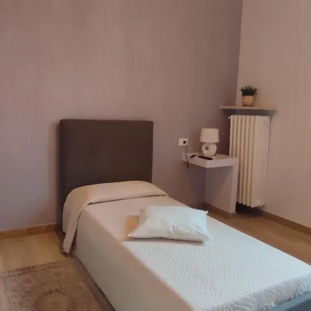 Ad Astra Bed & Breakfast 4*