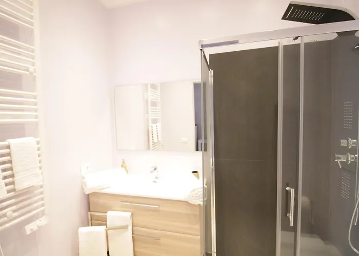 Ad Astra Oda ve Kahvaltı 4*